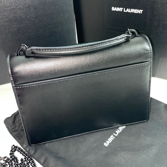 Authentic YSL Sunset wallet on chain - Picture 5 of 15